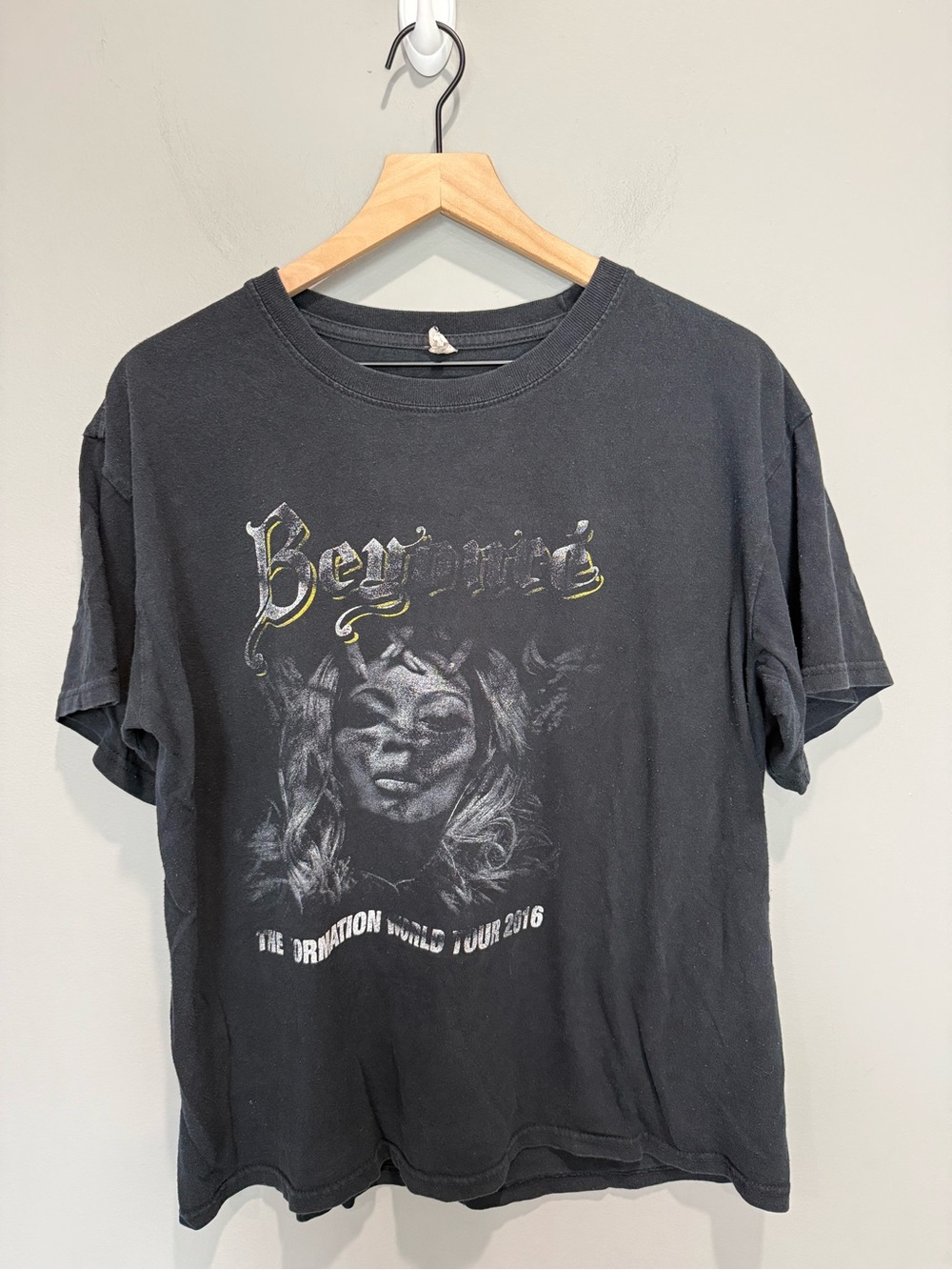 Beyoncé Formation World Tour 2016 Lemonade Black Graphic T Shirt Large